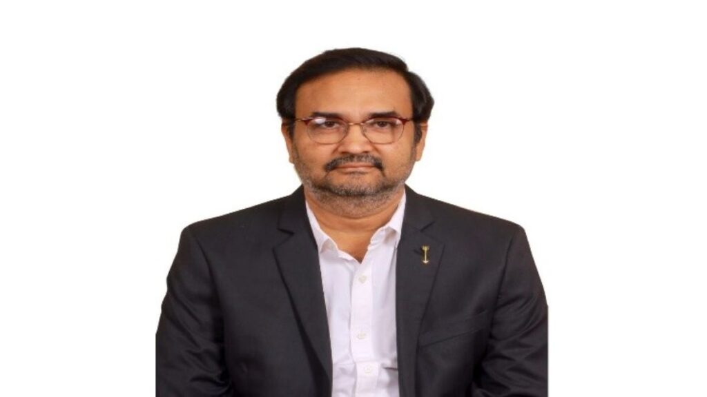 Putting an end to Smartphone Addiction: 8 Habits for Raising a Mindful Younger Generation